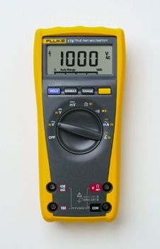 Fluke 1592901 Digital-Multimeter 175