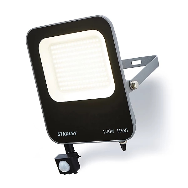 Stanley SXLS38696E 100W IK Flutlicht mit Sensor