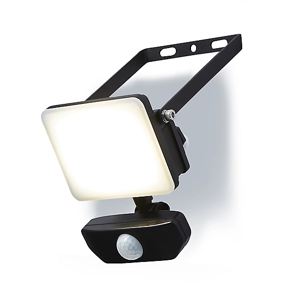 Stanley SXLS38933E 10W F2 Flutlicht mit Sensor
